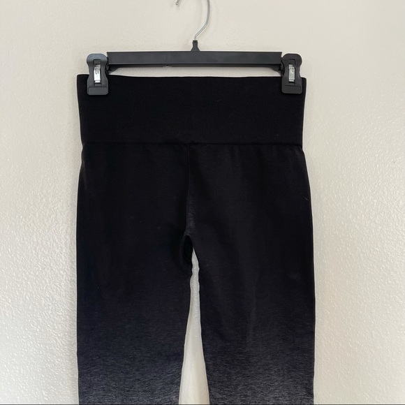 Gymshark Adapt Ombre Leggings Size S Black Gray - Picture 6 of 10